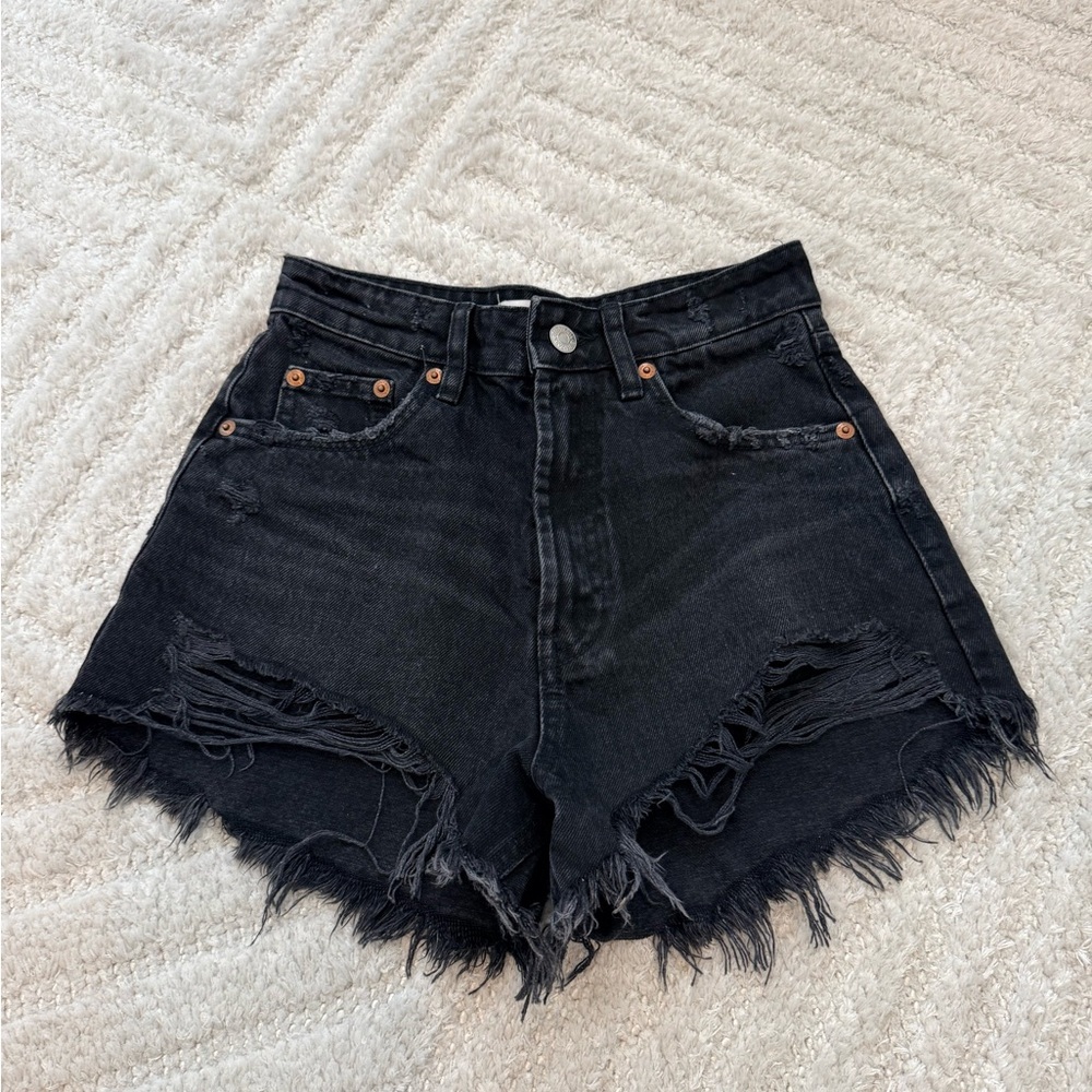 Women’s Zara High Waist Black Frayed Denim Shorts Size 0
